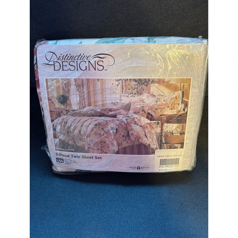 Distinctive designs USA made vintage garden gables floral sheet set pillowcase